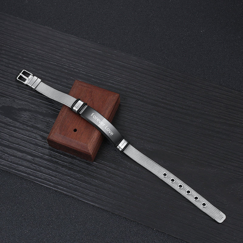Engraved Mesh Buckle Bracelet