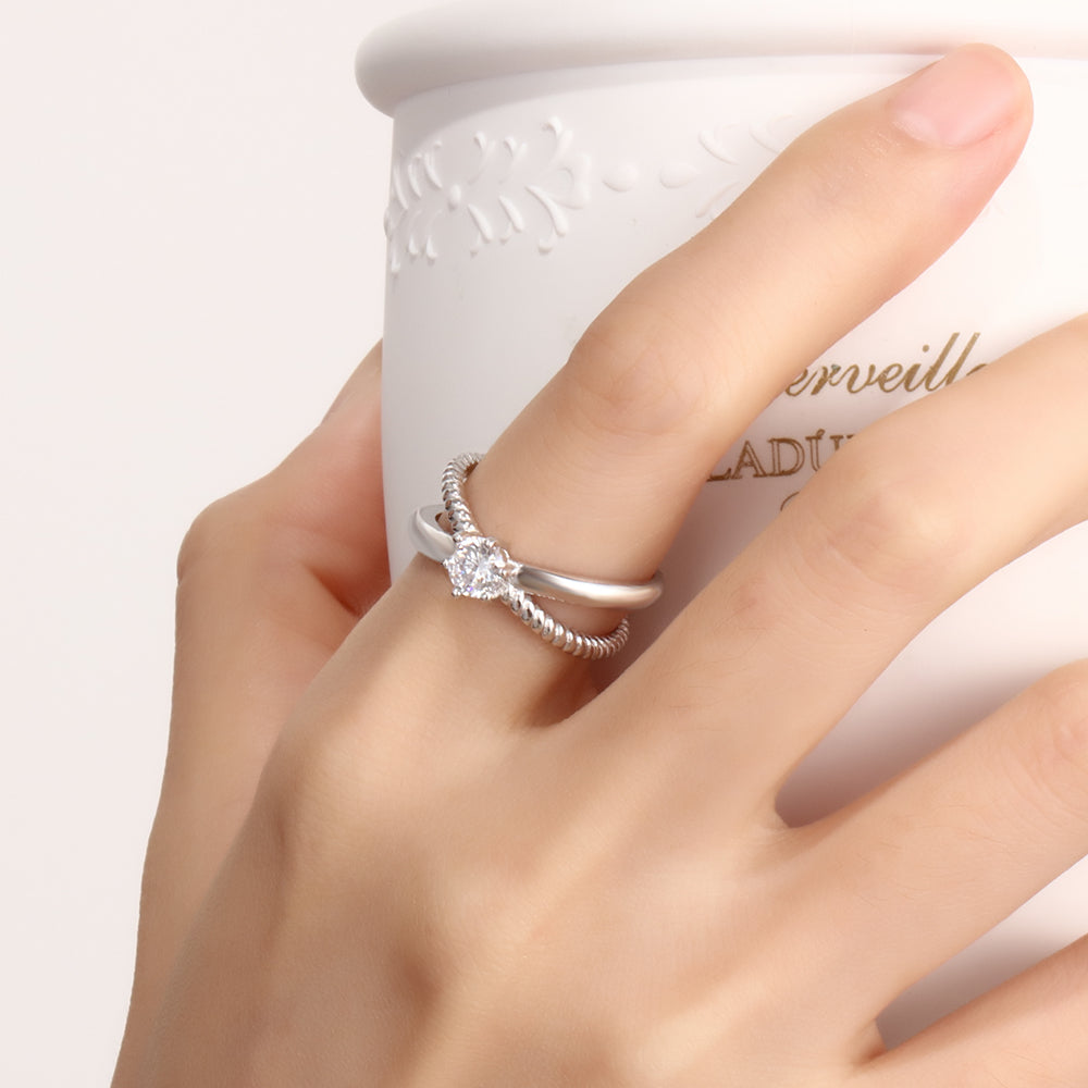 Engraved Solitaire Crossover Name Ring