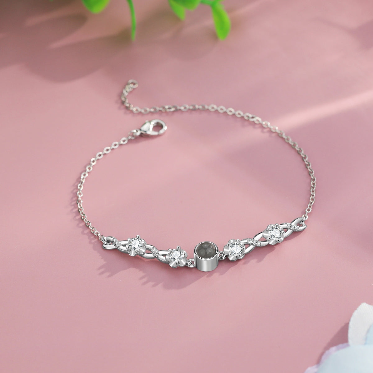 Infinity Link Photo Projection Bracelet