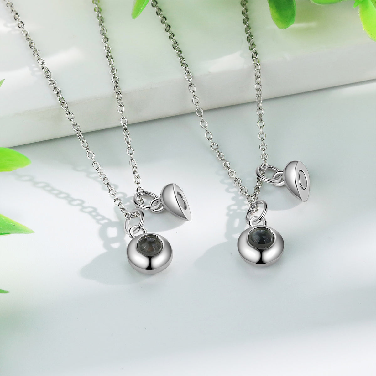 Magnetic Heart Photo Projection Couple Necklaces